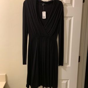 Low-neck sexy black dress